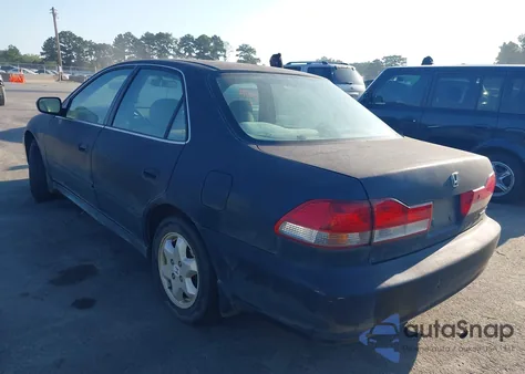 2002 Honda Accord 2.3 Lx z USA, uszkodzony, nr VIN 1HGCG56492A150669